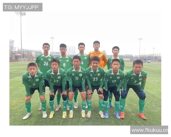 深圳足球队配合实力大幅提升创造历史新高排名引发关注 深圳足球队配合实力大幅提升创造历史新高排名引发关注